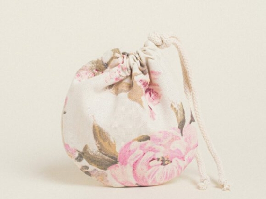 Beauty Home ΠΟΥΓΚΙ ΟΒΑΛ ΜΕ ΚΟΡΔΟΝΙ 13 x 14 cm ΚΛΑΣΙΚΟ ΦΛΟΡΑΛ ΕΚΡΟΥ