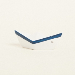 Beauty Home ΚΕΡΑΜΙΚΟ ΚΑΡΑΒΑΚΙ 7,5 x 3,5 x 3 cm ΛΕΥΚΟ / ΜΠΛΕ
