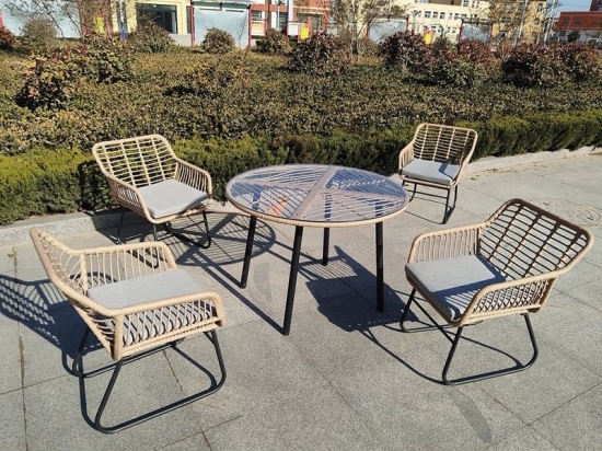 SALSA ΤΡΑΠΕΖΑΡΙΑ: ΜΕΤΑΛΛΟ ΒΑΦΗ ΜΑΥΡΟ-WICKER ΦΥΣΙΚΟ, ΜΑΞΙΛΑΡΙ ΓΚΡΙ: ΤΡΑΠΕΖΙ + 4 ΠΟΛΥΘΡΟΝΕΣ