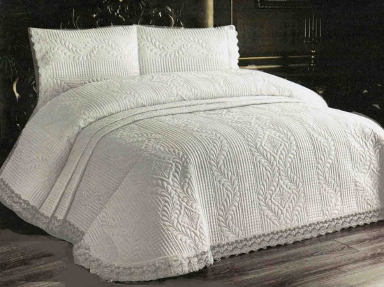 Bonsai Home Κουβερλί Microfiber Με Δαντέλα Εκρού 250x260εκ