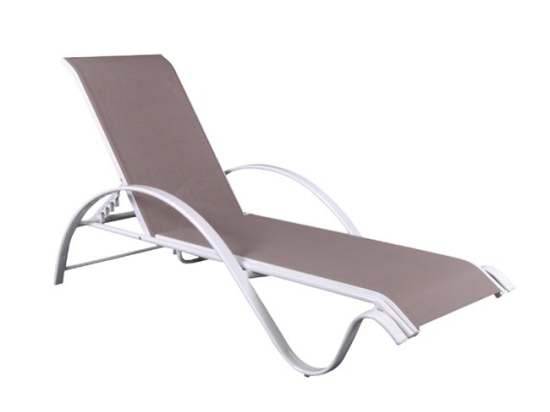 Next ξαπλώστρα αλουμινίου λευκή με textilene cappuccino 67x194x29 εκ
