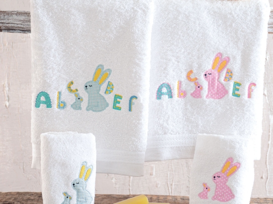 Miffy παιδικές βαμβακερές πετσέτες σε λευκή απόχρωση με σιελ σχέδια σετ δύο τεμαχίων