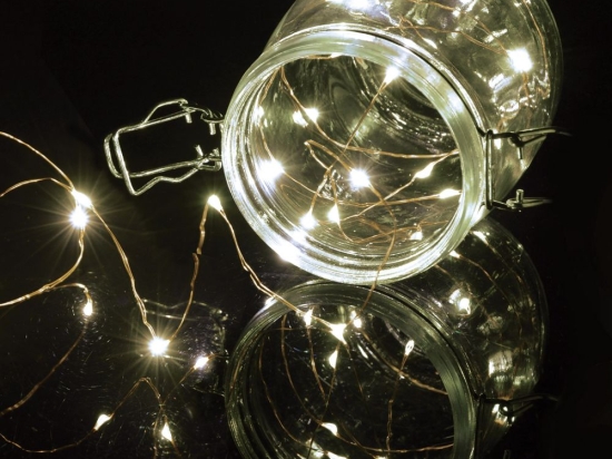 100 Led λαμπάκια αδιάβροχα μπαταρίας με 8 προγράμματα χάλκινο καλώδιο και soft white φως 10μ