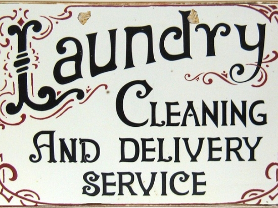 Ρετρό πίνακας χειροποίητος laundry and delivery