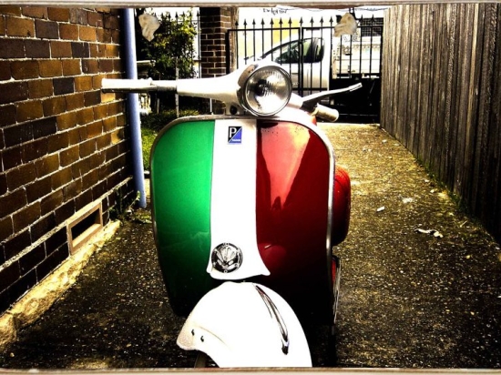 Italian Vespa ξύλινος πίνακας χειροποίητος
