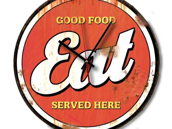 Industrial rusty ξύλινο στρογγυλό ρολόι τοίχου good food