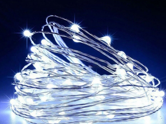 20 λαμπάκια Led μπαταρίας με ασημί καλώδιο χαλκού και ψυχρό λευκό φως 2μ