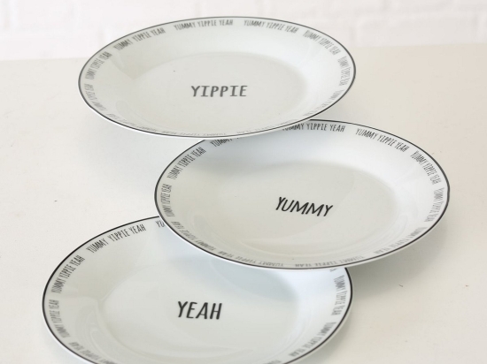Yummi στρογγυλά πιάτα από πορσελάνη σε τρία σχέδια με λευκή απόχρωση σετ 3 τεμαχίων 19 εκ