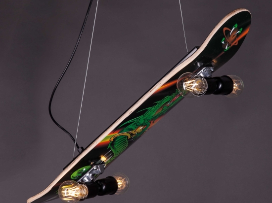 Skate ξύλινο πολύφωτο φωτιστικό οροφής σε σχήμα skateboard με τρία διαφορετικά σχέδια 80x20 εκ