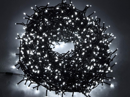 900 LED λαμπάκια με 8 προγράμματα σε πράσινο καλώδιο IP44 και ψυχρό λευκό φως 45μ
