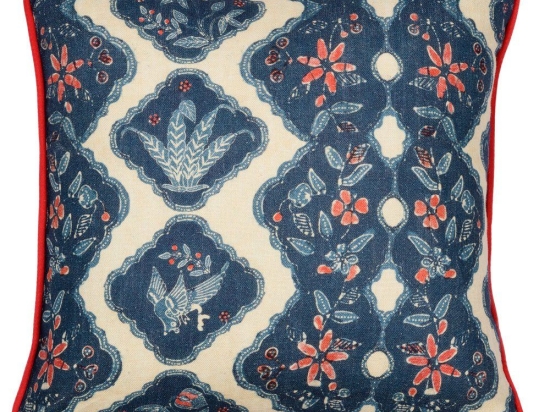 Μαξιλάρι Διακοσμητικό (Με Γέμιση) Phoenicia Batik Lc40112 50X50Cm White-Blue Mindthegap 50Χ50 Πούπουλο-Φτερό