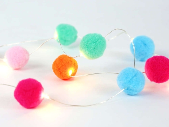 Φωτιστικό Γιρλάντα Με Μπαταρία "Woven Pom Pom" F07101141 10 Led 90+30cm Silver Aca