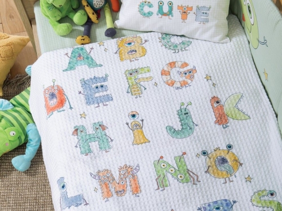 Κουβέρτα Βρεφική Πικέ Alphabet Monster White Nef-Nef Homeware Αγκαλιάς 80x110cm 100% Βαμβάκι