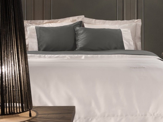 Παπλωματοθήκη Silky Natural Σετ 3Τεμ. Guy Laroche Υπέρδιπλo 245x255cm 100% Βαμβακοσατέν