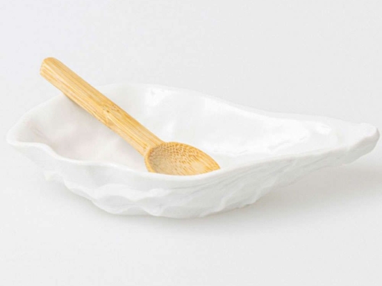 Μπωλ Σερβιρίσματος Με Κουταλάκι Oyster Shell (Σετ 2Τμχ) RD0017365 13,5x8x2,5cm White-Natural Raeder Ξύλο,Πορσελάνη