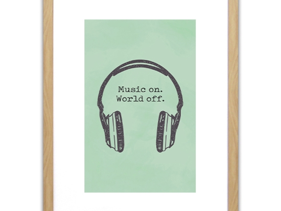 ΠΙΝΑΚΑΣ ΣΕ ΚΟΡΝΙΖΑ ARTELIBRE ΠΛΑΣΤΙΚΟ 'MUSIC ON. WORLD OFF.' 35X45X1.8CM