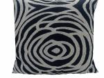 Vekrakis Μαξιλάρι Φιγούρας με Γέμιση 45×45εκ Polycotton Zig Zag  Μπορντό