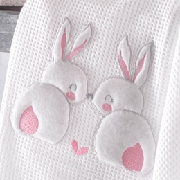 Rabbitty ροζ κουβέρτα βρεφική πικέ με κέντημα 120x150 εκ