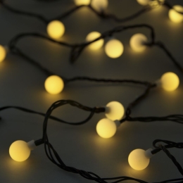 40 Led μπάλες IP44 με επεκτεινόμενο πράσινο καλώδιο και soft white φως 4μ