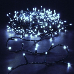 100 Led λαμπάκια IP44 με πρόγραμμα πράσινο καλώδιο ψυχρό λευκό φως 5μ