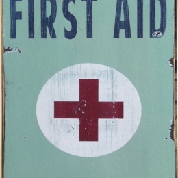 Πίνακας χειροποίητος first aid kit 