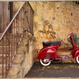 Red vespa ξύλινος πίνακας χειροποίητος