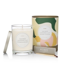 Αρωματικό Κερί Camo Sacred Leaning Lily 369gr Kobo Κερί Σόγιας